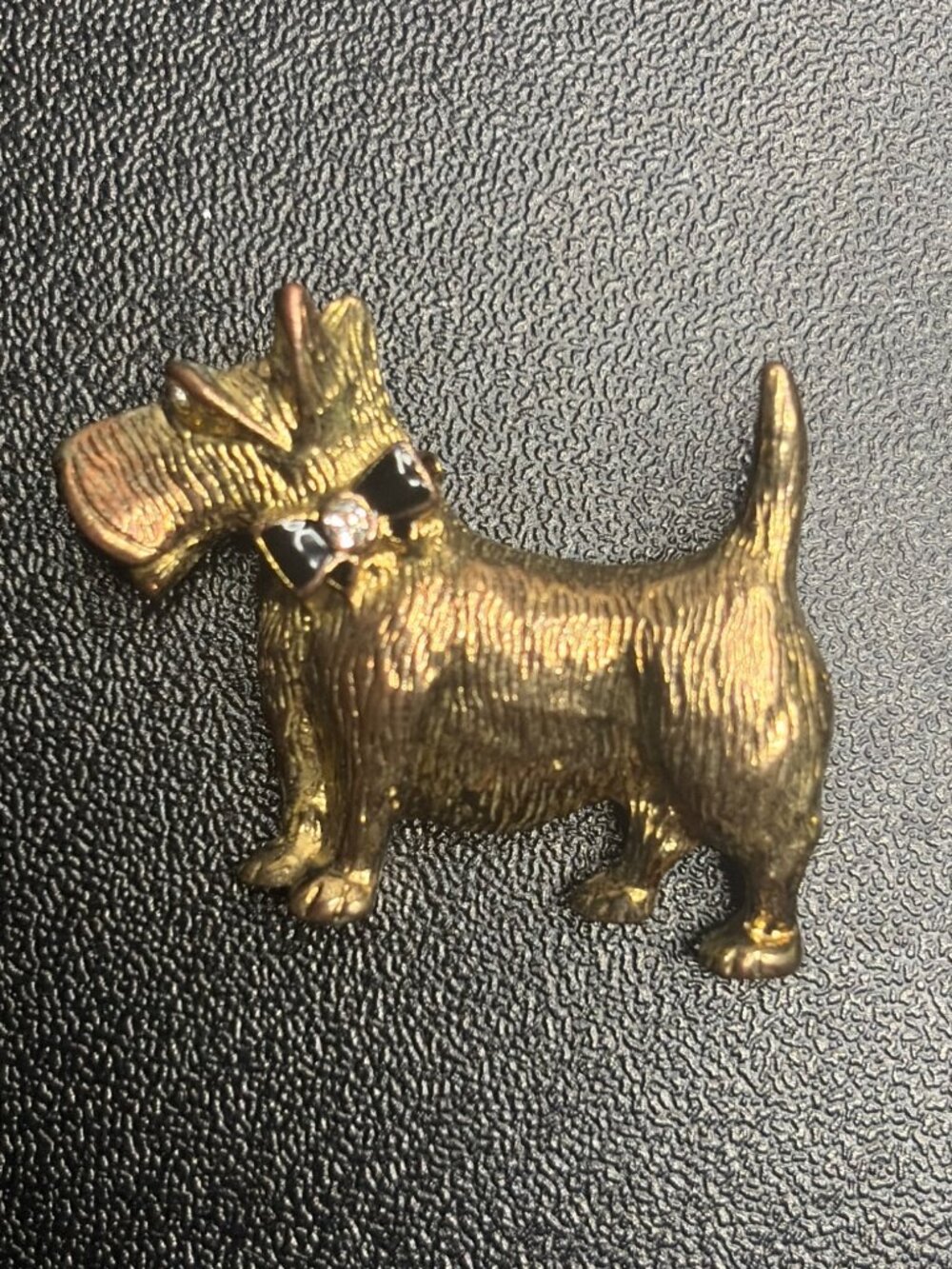 Avon Scottie Dog Brooch Black Bow Rhinestone Gold Tone Vintage